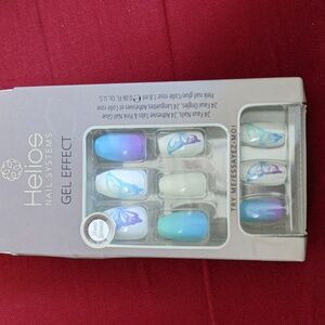 Helios Gel Effect Nail Set with Blue and Purple Butterfly Design